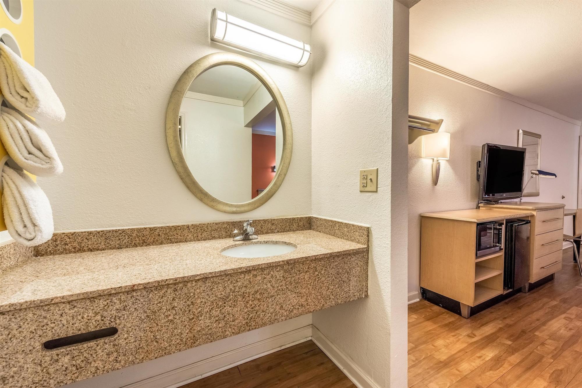 6-gatlinburg, Tn - Smoky Mountains Hotel 2*
